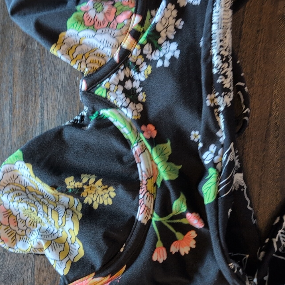Maaji Black and White Floral Bikini Set - Picture 5 of 6